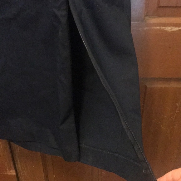 Clothes - Picture 2 of 4